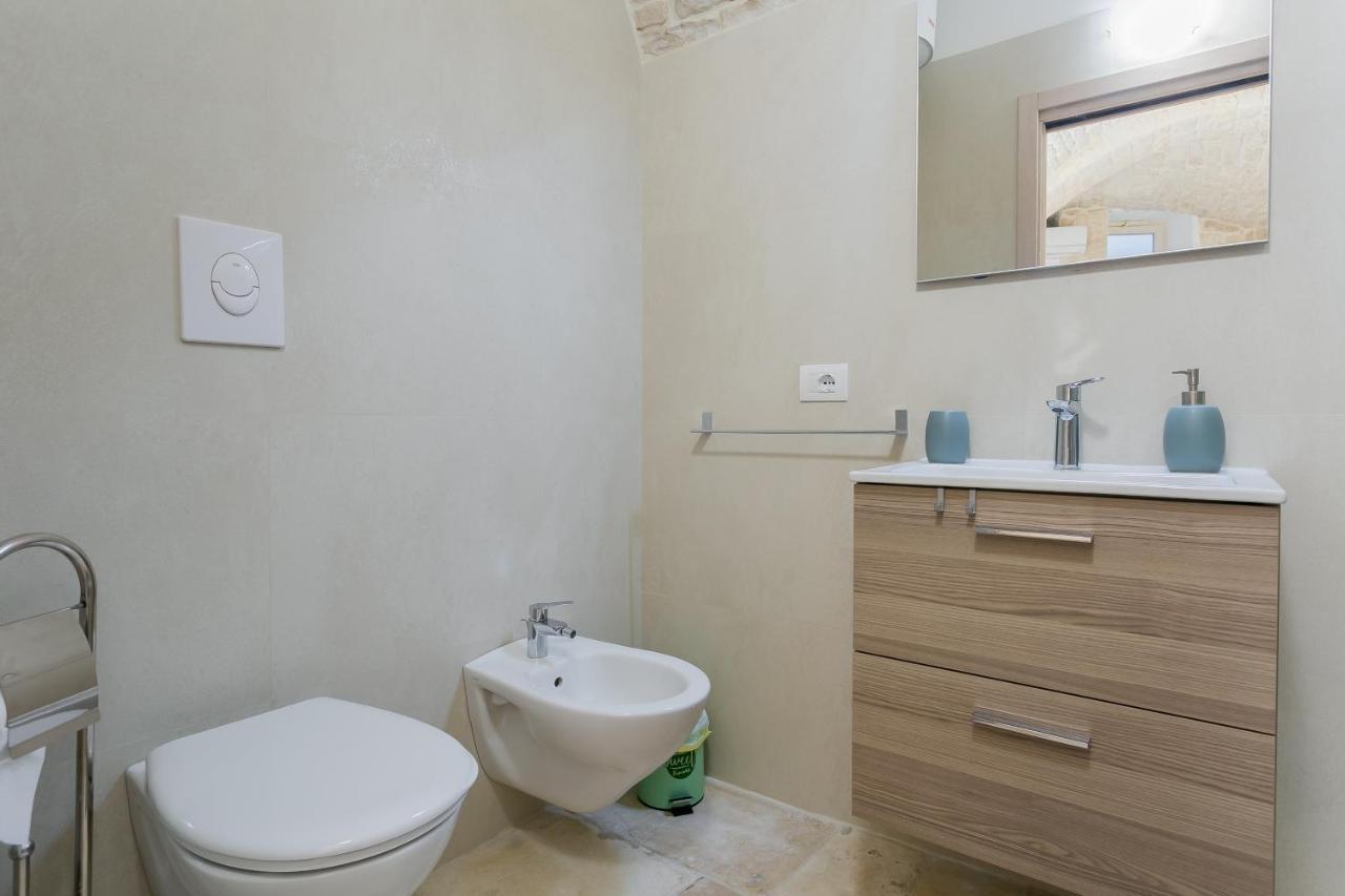 Suite Da Nonno Luigi 100 Metri Dal Mare Giovinazzo Exterior photo