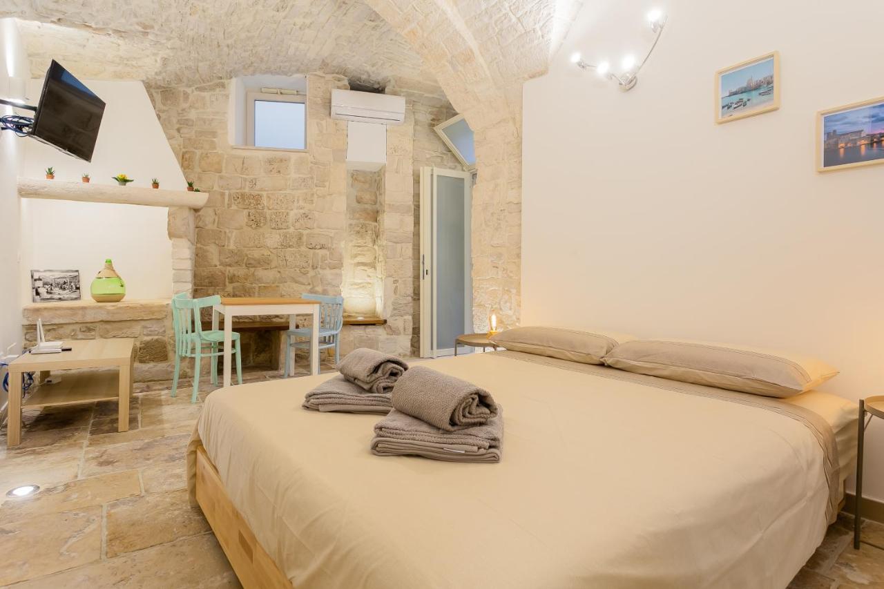 Suite Da Nonno Luigi 100 Metri Dal Mare Giovinazzo Exterior photo